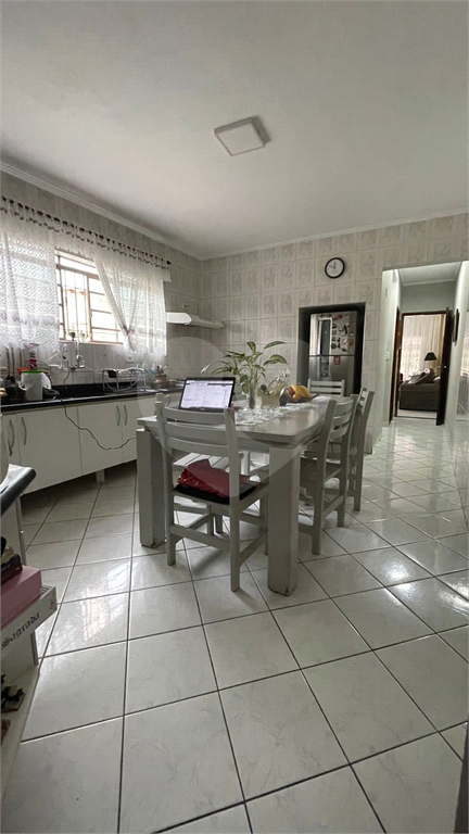 Excelente casa, bem ampla, com 04 dormitórios, em São Miguel Paulista