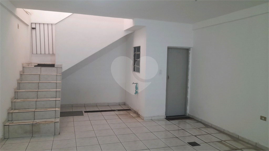 SOBRADO em LIMÃO
