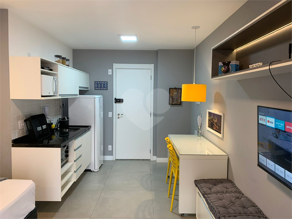 Apartamento à venda com 1 quarto, 26m² - Foto 20