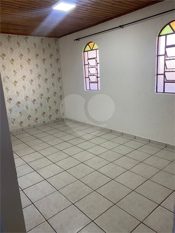 Casa à venda com 3 quartos, 160m² - Foto 4