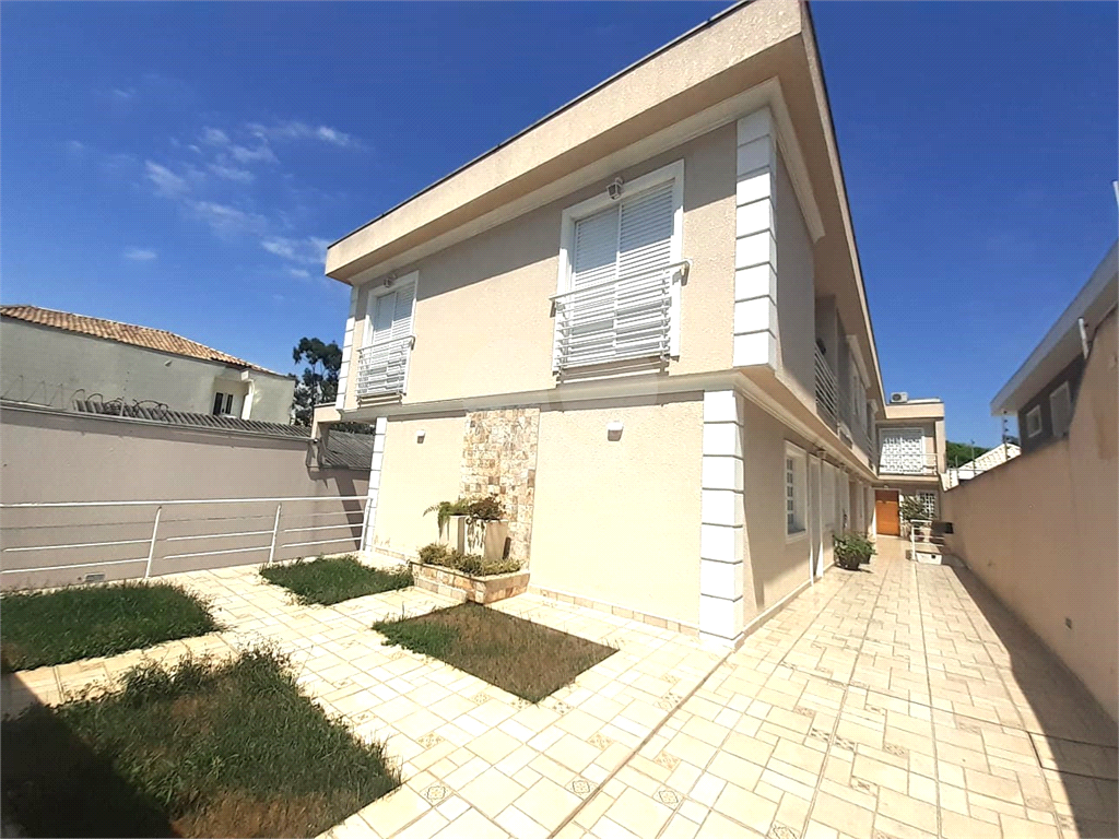 Casa de Condomínio  95m²  Saúde