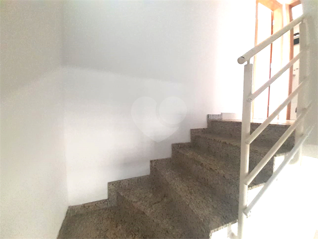 Casa de Condomínio  95m²  Saúde