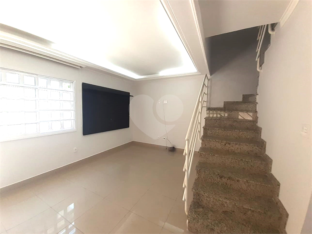 Casa de Condomínio  95m²  Saúde