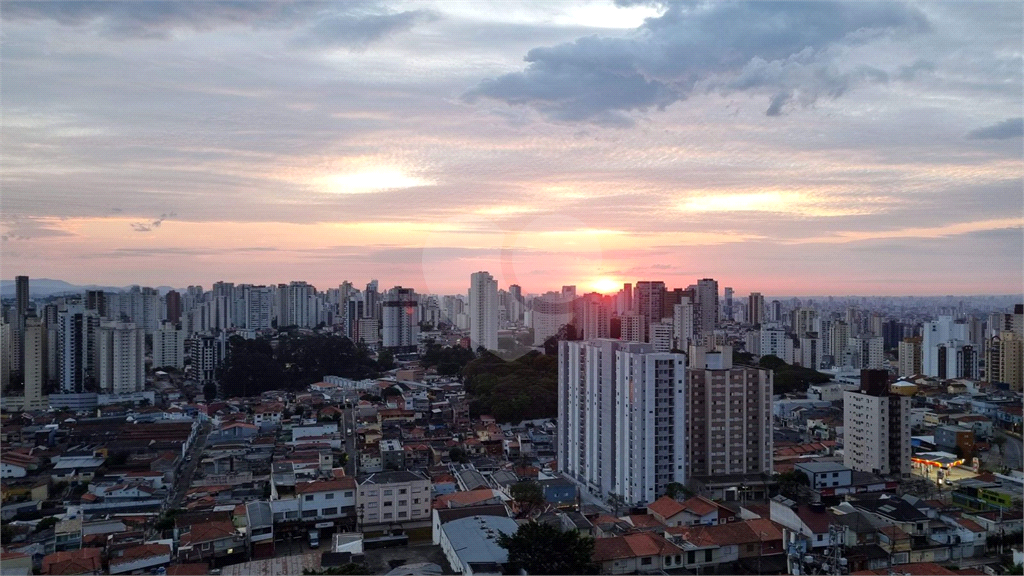 APARTAMENTO em CASA VERDE