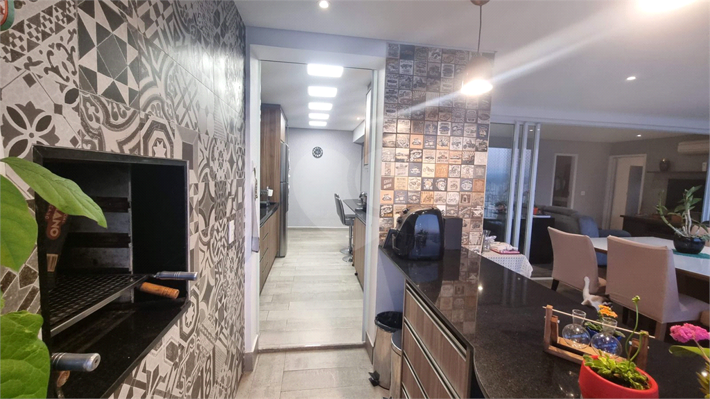 APARTAMENTO em CASA VERDE