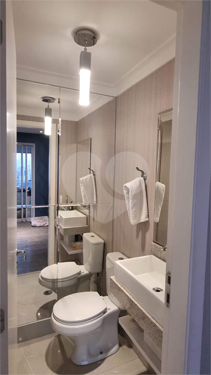 APARTAMENTO em CASA VERDE