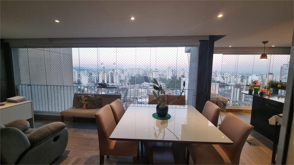 APARTAMENTO em CASA VERDE