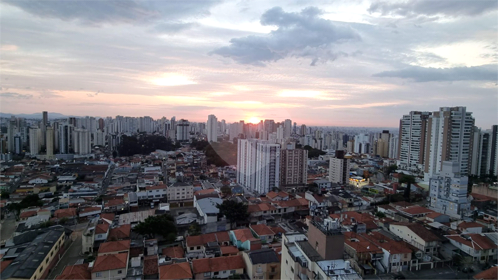 APARTAMENTO em CASA VERDE