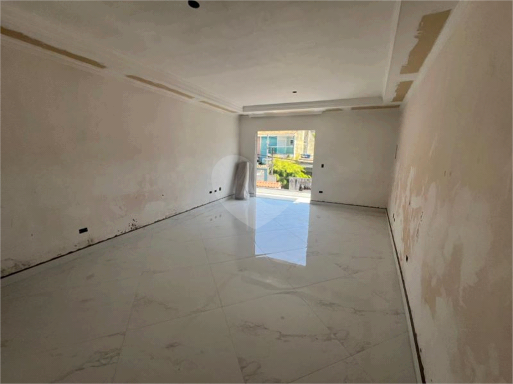 Sobrado  Novo a Venda de  180m2  