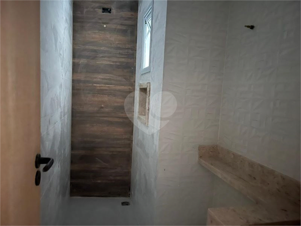 Sobrado  Novo a Venda de  180m2  