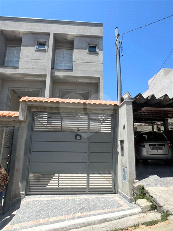Sobrado  Novo a Venda de  180m2  
