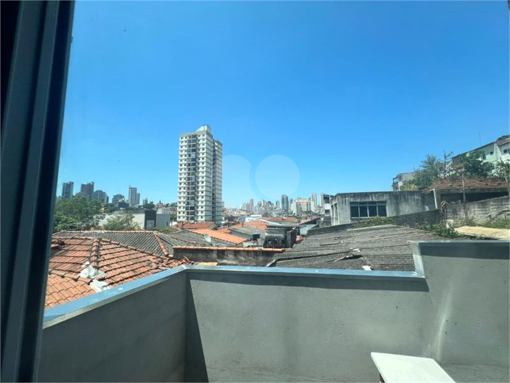 Sobrado  Novo a Venda de  180m2  