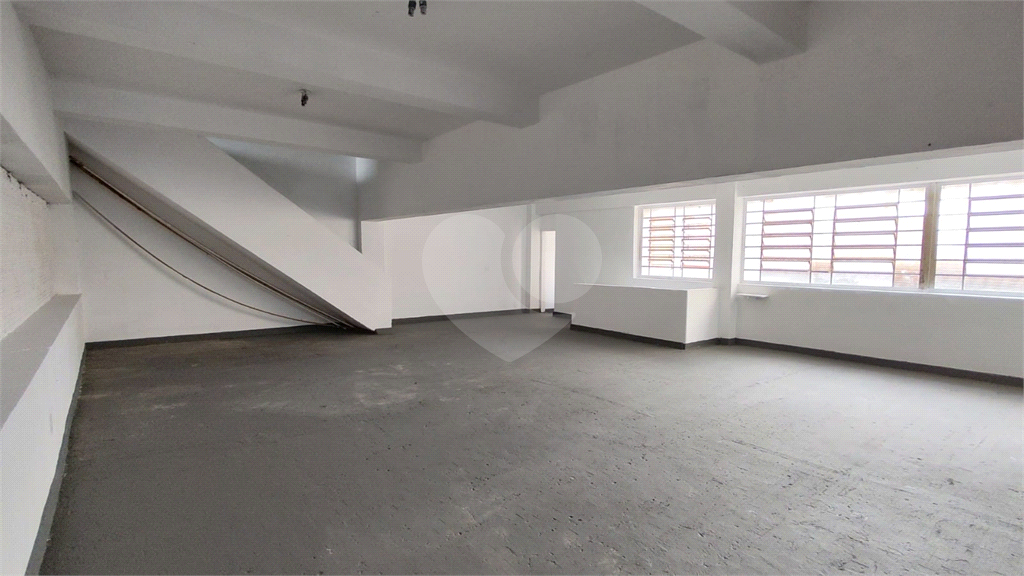 Prédio Inteiro para alugar, 940m² - Foto 4