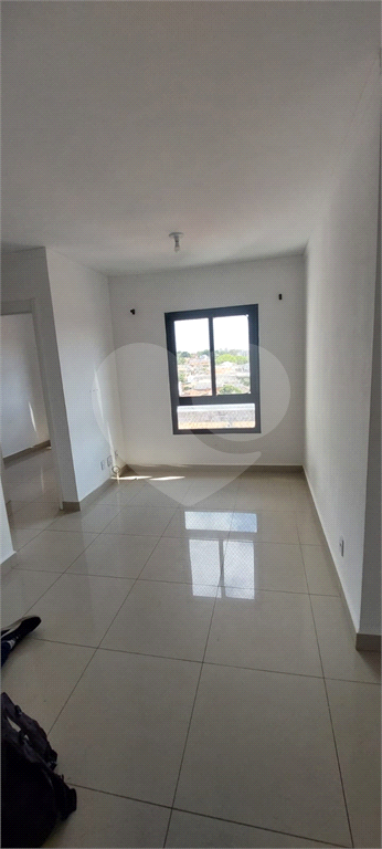 Apartamento à venda com 2 quartos, 51m² - Foto 3