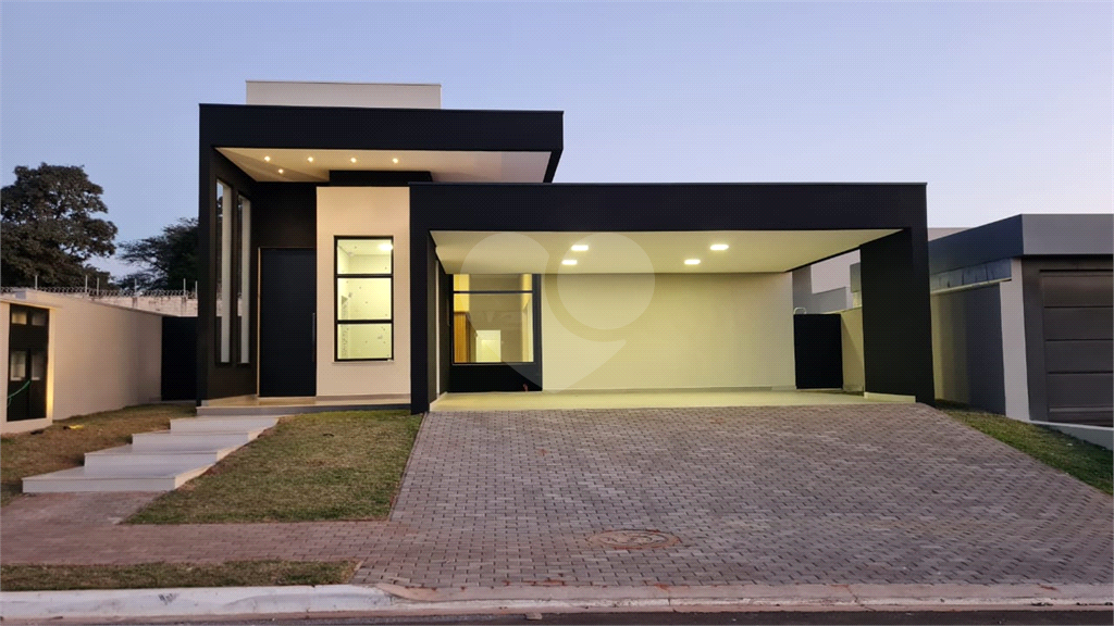 Casa de Condomínio à venda com 4 quartos, 350m² - Foto 1