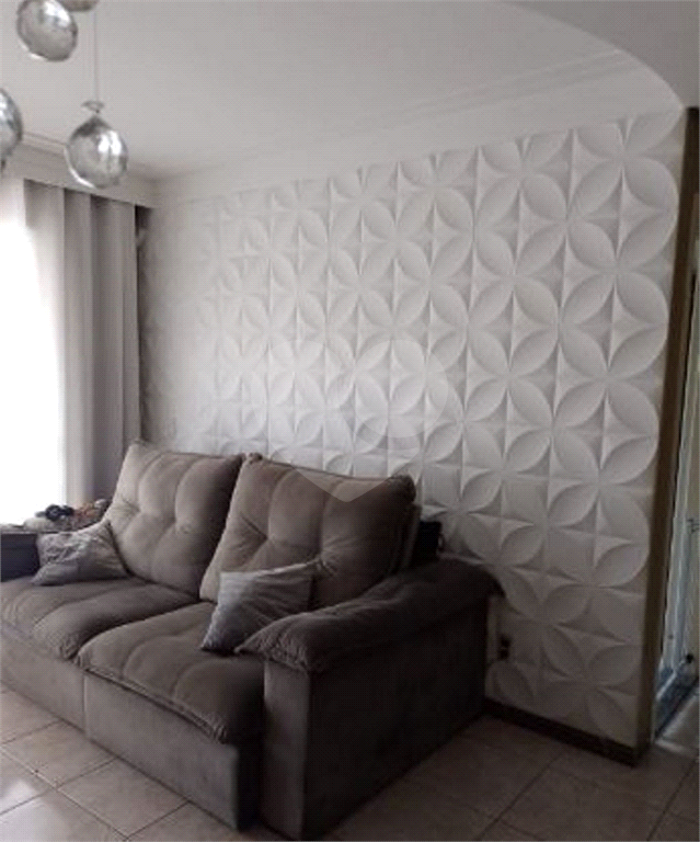 APARTAMENTO em VILA CARRÃO