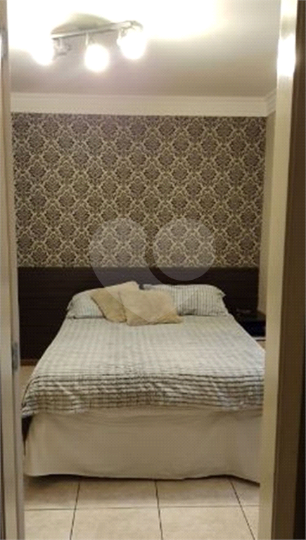 APARTAMENTO em VILA CARRÃO