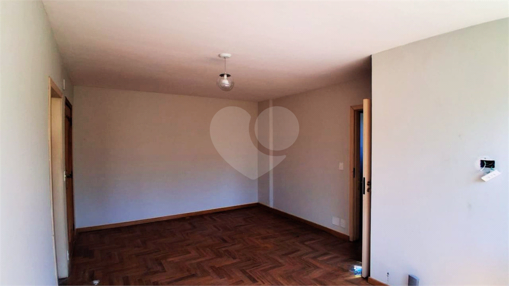 APARTAMENTO em SANTANA