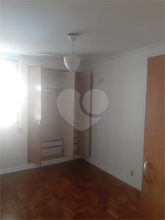 APARTAMENTO em SANTANA