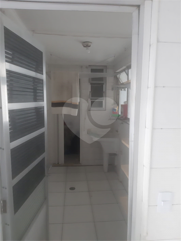 APARTAMENTO em SANTANA