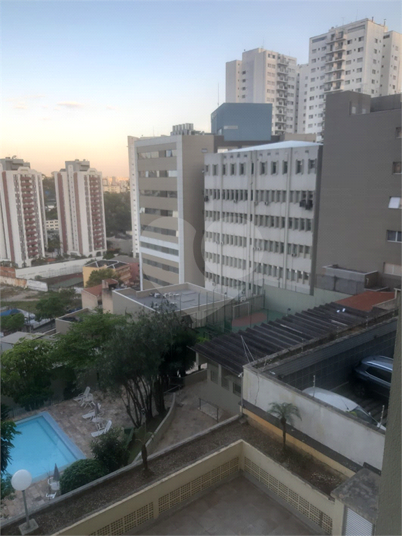 APARTAMENTO em SANTANA