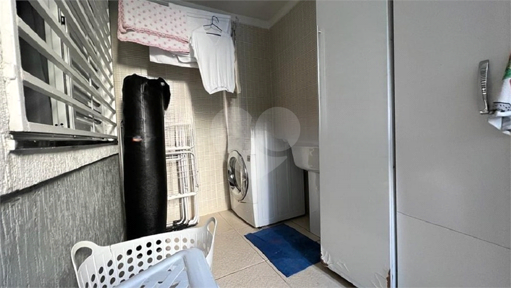 Sobrado Jardim Santa Inês - 2 Dormitórios e 2 Vagas