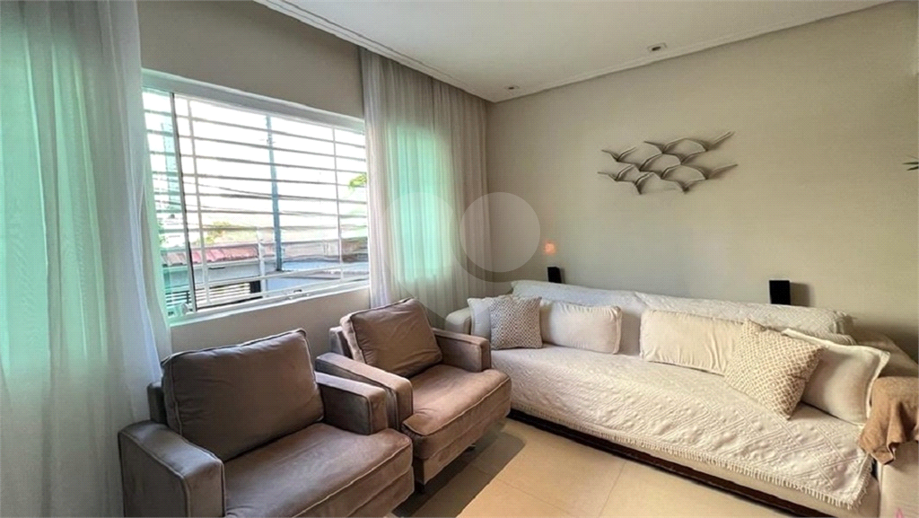 Sobrado Jardim Santa Inês - 2 Dormitórios e 2 Vagas