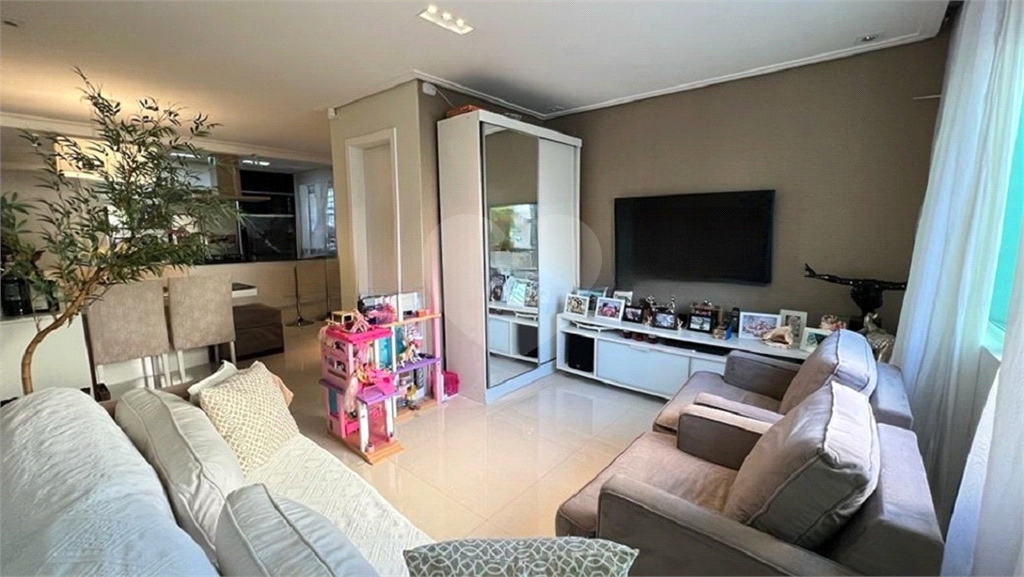 Sobrado Jardim Santa Inês - 2 Dormitórios e 2 Vagas