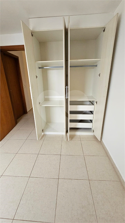 Apartamento à venda com 3 quartos, 107m² - Foto 22