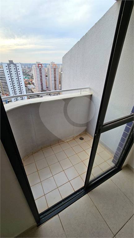 Apartamento à venda com 3 quartos, 107m² - Foto 25