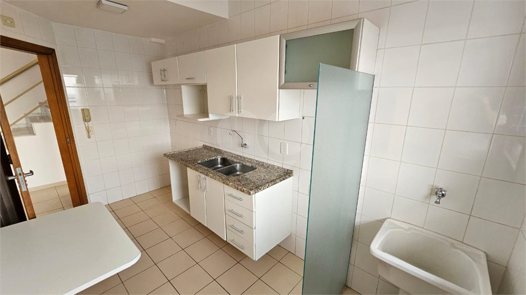 Apartamento à venda com 3 quartos, 107m² - Foto 1