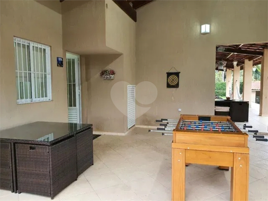 Chácara à venda com 3 quartos, 196m² - Foto 11