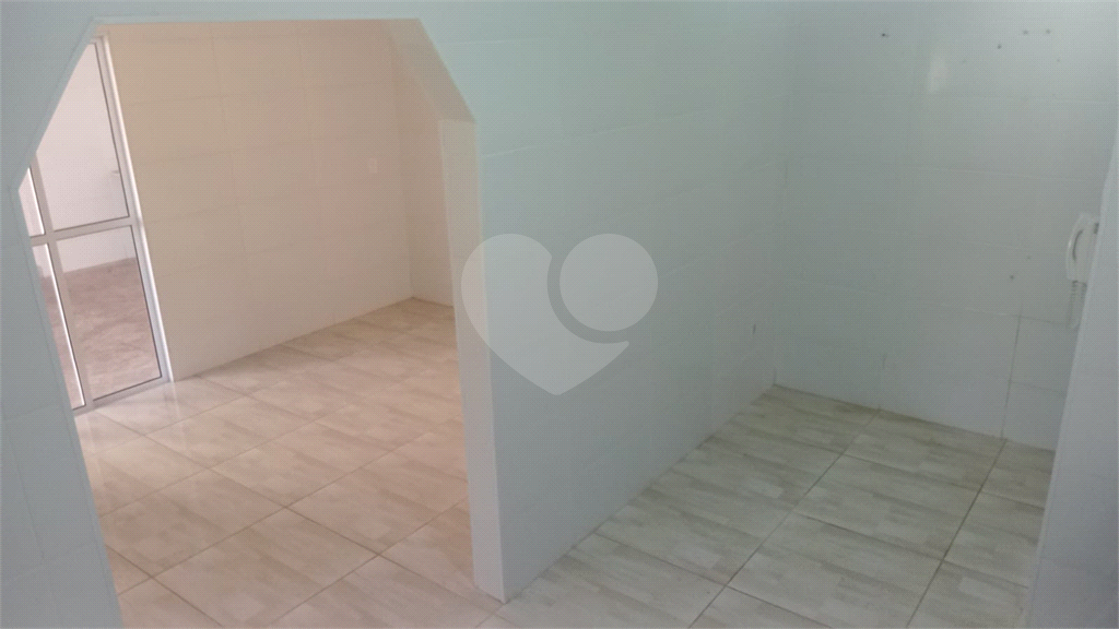 Casa à venda com 3 quartos, 142m² - Foto 4