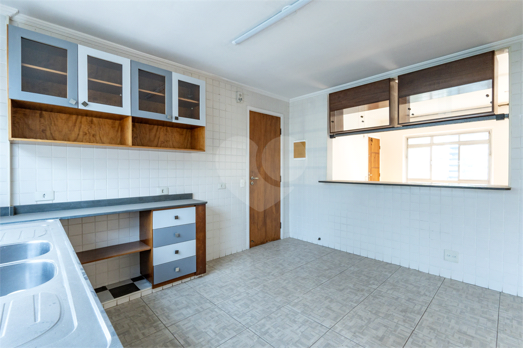 Apartamento para venda  3 quartos 2 suites a 5 min a pe da estação Oscar Freire