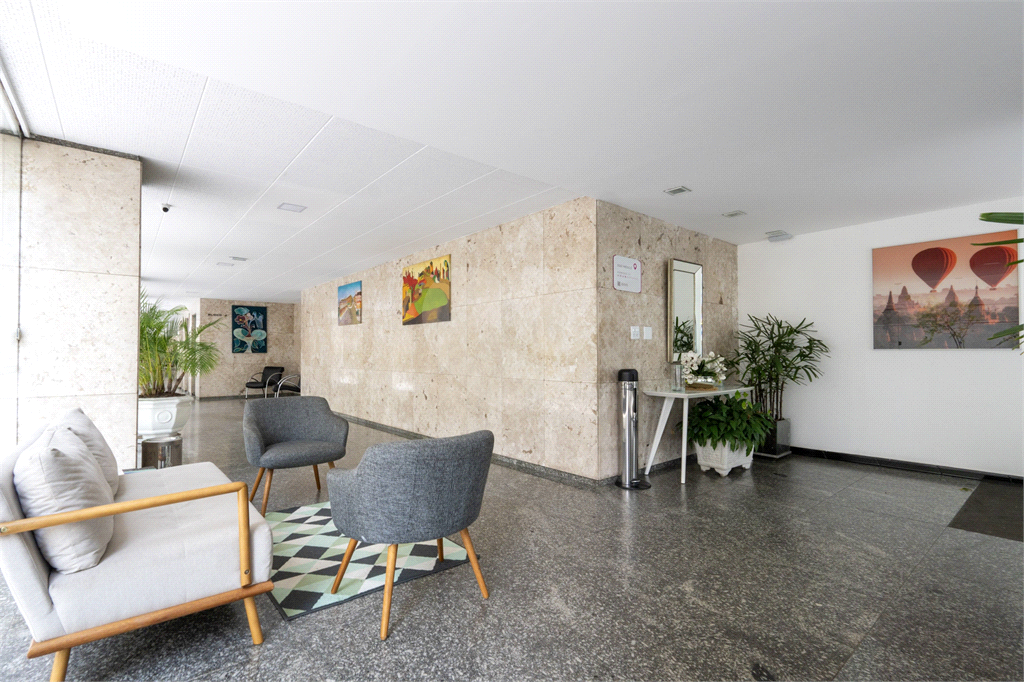 Apartamento para venda  3 quartos 2 suites a 5 min a pe da estação Oscar Freire