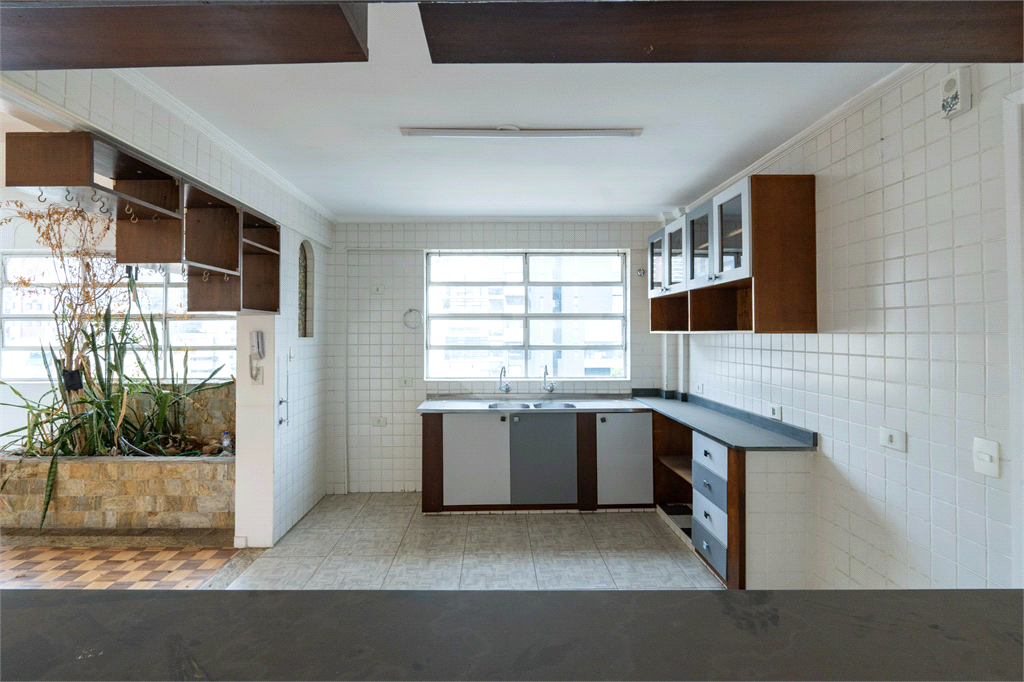 Apartamento para venda  3 quartos 2 suites a 5 min a pe da estação Oscar Freire