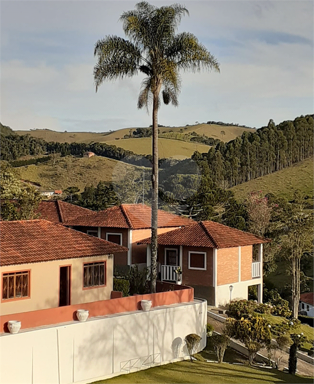 Sítio à venda com 11 quartos, 1600m² - Foto 1