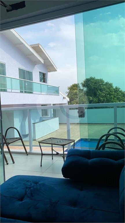 Casa à venda com 4 quartos, 373m² - Foto 1