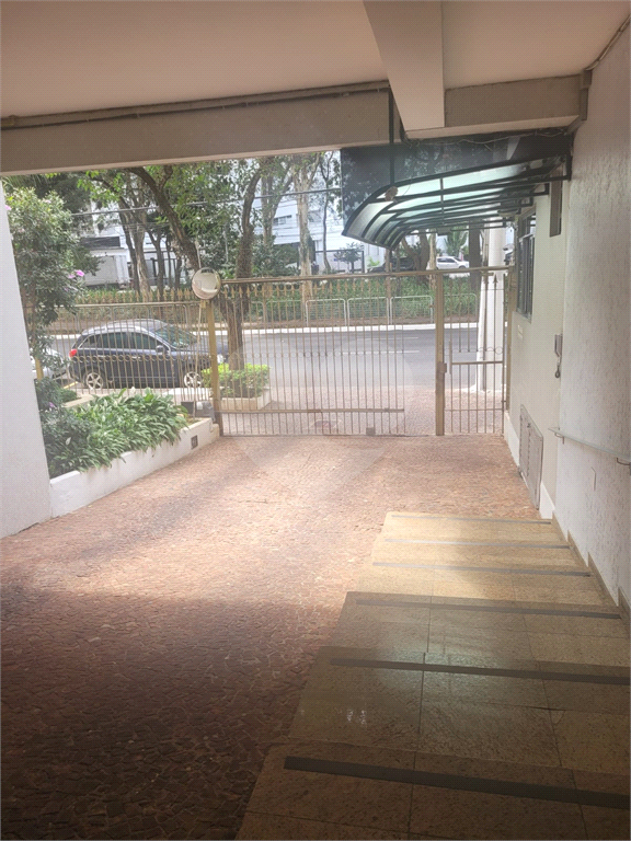 COBERTURA COM VISTA PARA O CAMPO DE MARTE - NA BRAZ LEME 