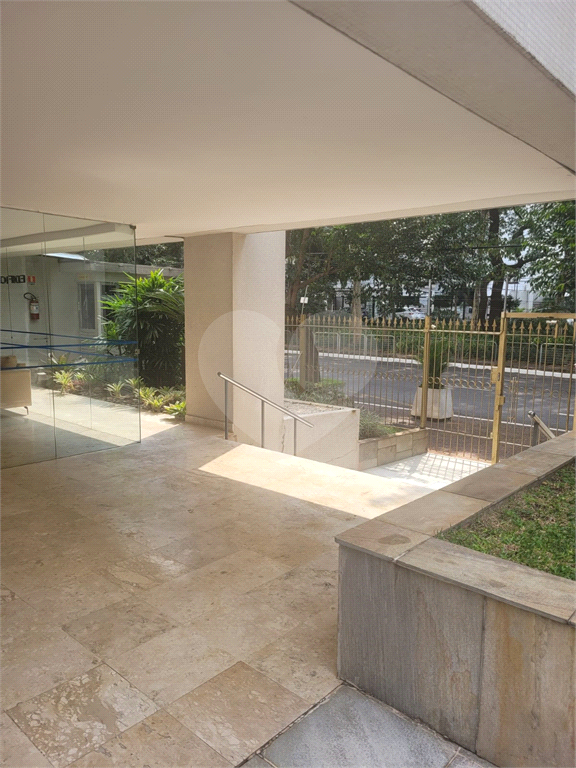 COBERTURA COM VISTA PARA O CAMPO DE MARTE - NA BRAZ LEME 