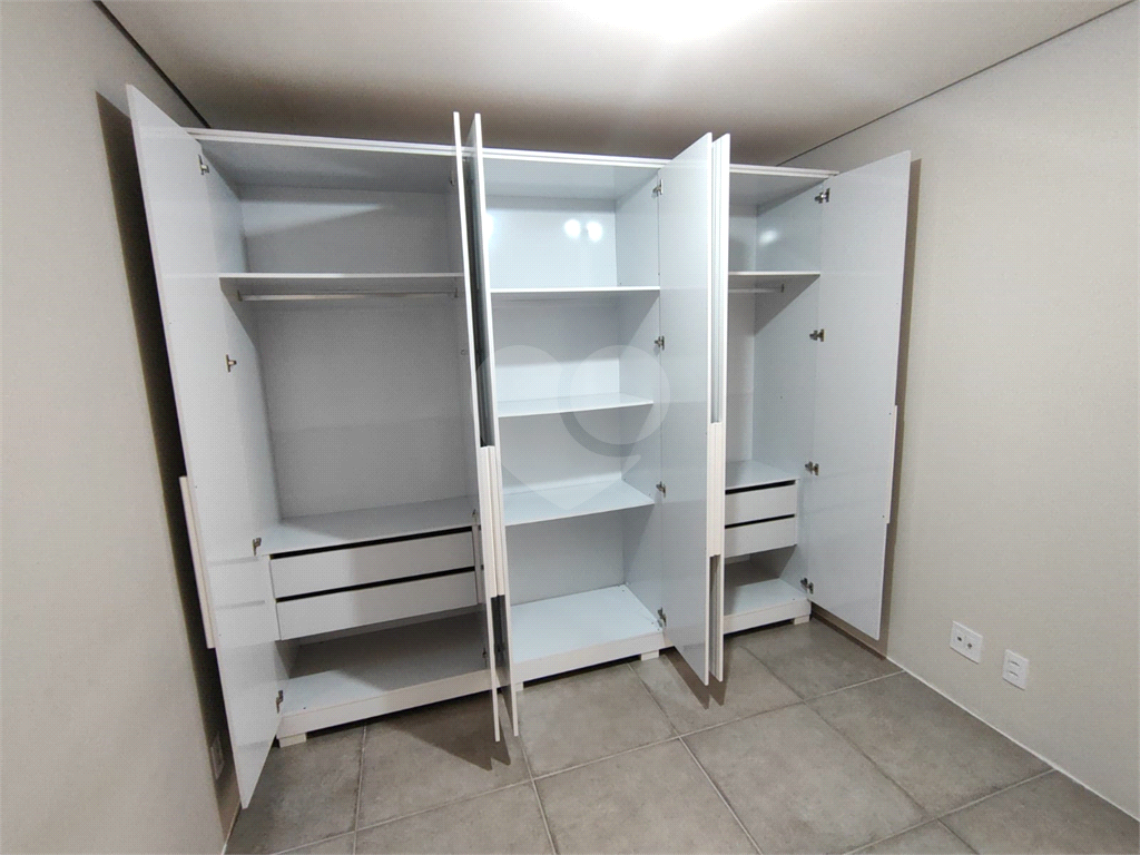 Apartamento à venda com 2 quartos, 51m² - Foto 18