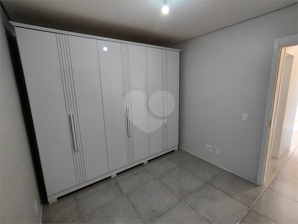 Apartamento à venda com 2 quartos, 51m² - Foto 15