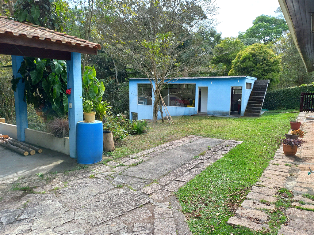 Casa de Condomínio à venda com 3 quartos, 278m² - Foto 3