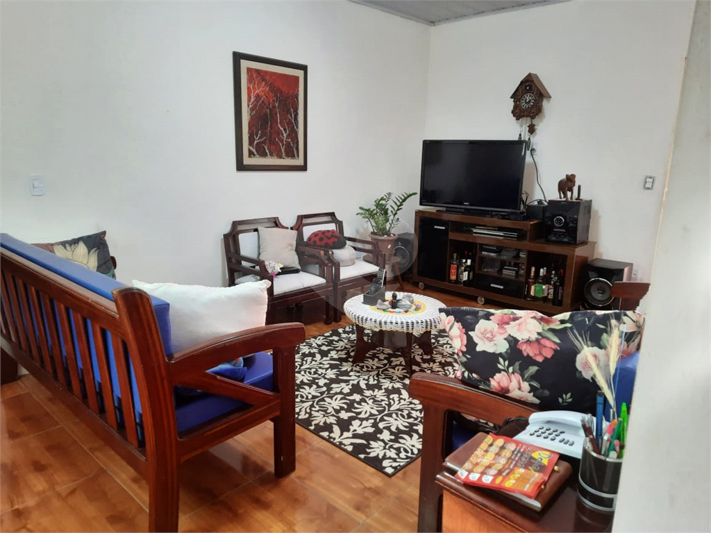 CASA TÉRREA em SERRA DA CANTAREIRA