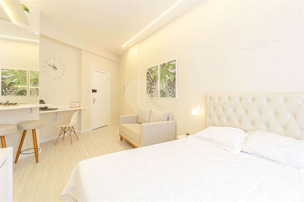 APARTAMENTO em CENTRO