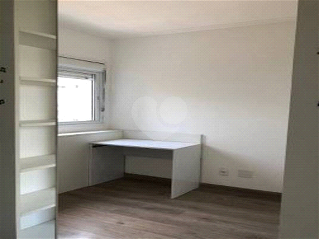 Apartamento à venda com 3 quartos, 143m² - Foto 23