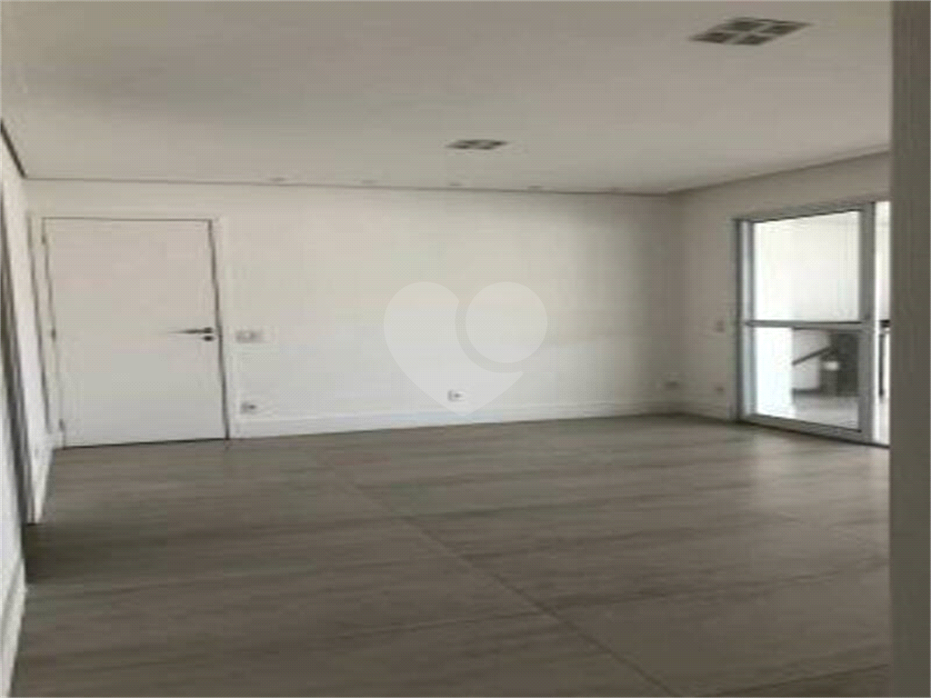 Apartamento à venda com 3 quartos, 143m² - Foto 27