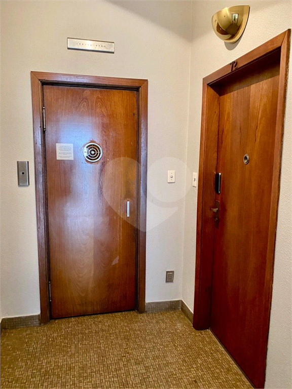 APARTAMENTO em JARDIM PAULISTA