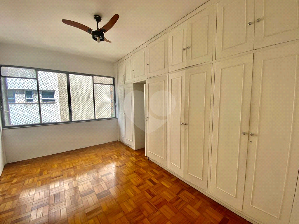 APARTAMENTO em JARDIM PAULISTA