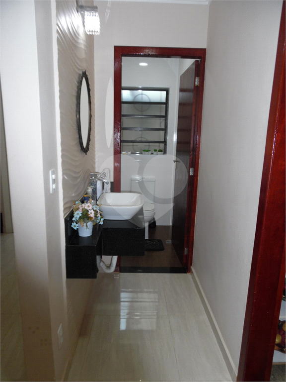 VENDE CASA DE 4 QUARTOS COM 2 SUÍTES, LAREIRA, 3 VAGAS DE GARAGEM NA VILA GUILHERME